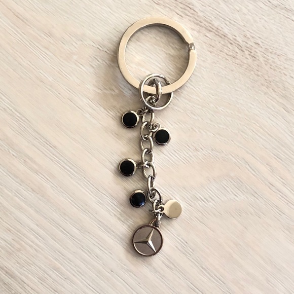 NWT Mercedes-Benz Multi-Charm Key Ring Chain - Picture 9 of 13